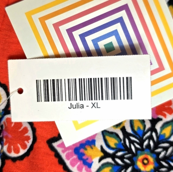 LuLaRoe Julia Dress XL Red Floral Geometric Bodycon Stretch NWT - Picture 5 of 10